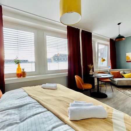 Klassen Stay - Exklusives Apartment Am Hbf - Kueche, Netflix, Kingsizebett Koblenz  Exterior foto