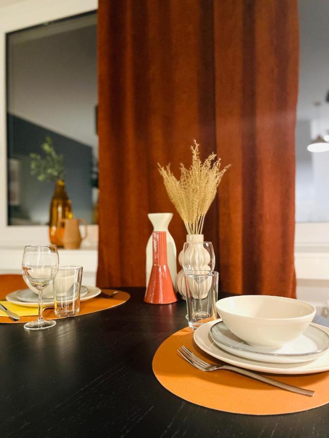 Klassen Stay - Exklusives Apartment Am Hbf - Kueche, Netflix, Kingsizebett Koblenz  Exterior foto