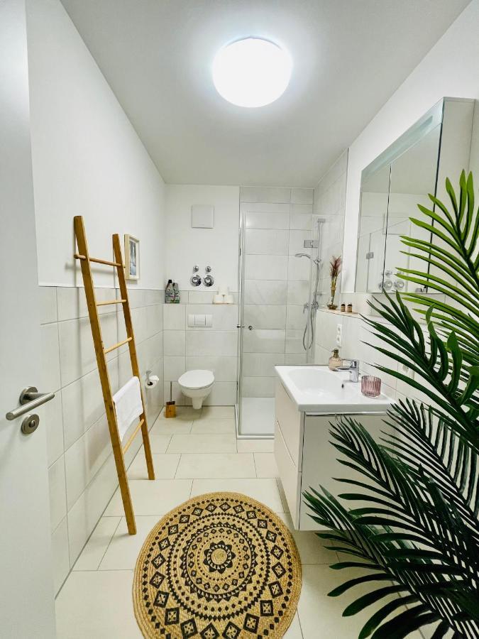 Klassen Stay - Exklusives Apartment Am Hbf - Kueche, Netflix, Kingsizebett Koblenz  Exterior foto