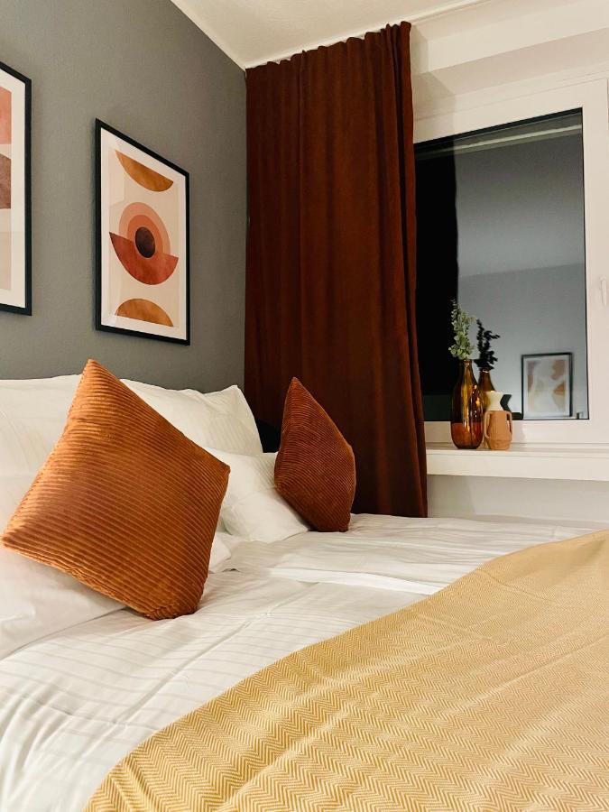 Klassen Stay - Exklusives Apartment Am Hbf - Kueche, Netflix, Kingsizebett Koblenz  Exterior foto